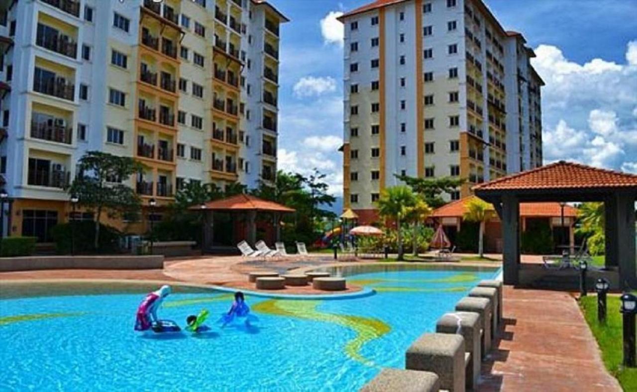 Suria Apartment Studio Bukit Merah Simpang Ampat Semanggol Exterior foto